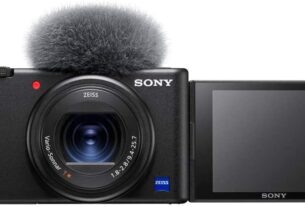 Beitragsbild für YouTube Videos & VLOGs Kompaktkameras: Sony Kompaktkamera-Serie ZV. ZV1 und ZV E10. Plus Zubehör. Tutorials YouTube Videos VLOG kompakte Kameras der Sony VZ Serie mit 1 Zoll Bildsensor Ratgeber