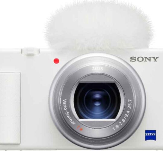 Beitragsbild für YouTube Videos & VLOGs mit der Sony Kompaktkamera-Serie ZV. ZV1 und ZV E10. Plus Zubehör. Tutorials YouTube Videos VLOG kompakte Kameras der Sony VZ Serie mit 1 Zoll Bildsensor Ratgeber